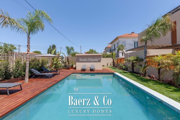 photo 1 Beautiful luxury home in Carcavelos e Parede, Carcavelos