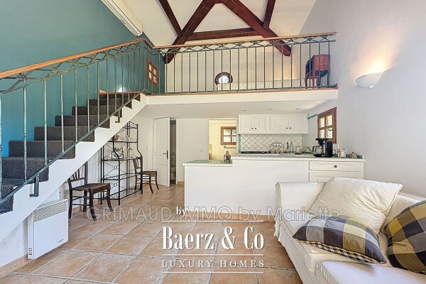 photo 12 Grimaud, France