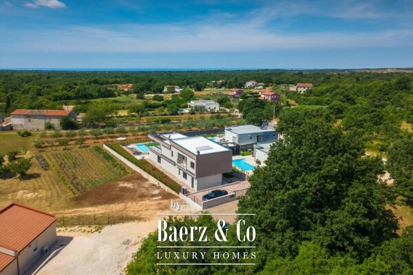 photo 33 Istria, Svetvinčenat, modern luxury villa with a heated swimming pool