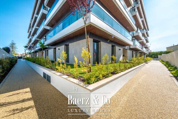 photo 3 4 bedroom flat with private garden, in Carcavelos