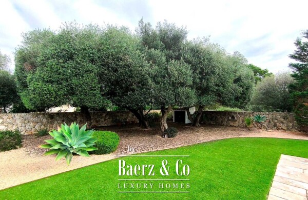 photo 3 EXCLUSIVE VILLA WITH MENORCAN ARCHITECTURE AND EXCEPTIONAL MATERIALS JUST A FEW STEPS FROM THE SEA IN SA CALETA, CIUTADELLA DE MENORCA