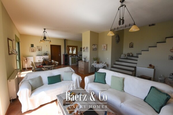 photo 19 Tuscan-Style Villa in Amarynthos with Panoramic Sea & Mountain Views