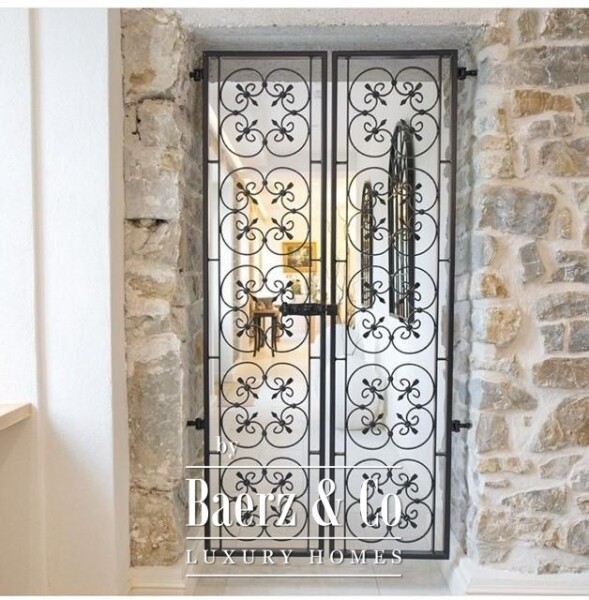 photo 7 Exclusive Estate in Slovenian Istria: A Premium Boutique Villa with Infinity Pool and Professional Restaurant