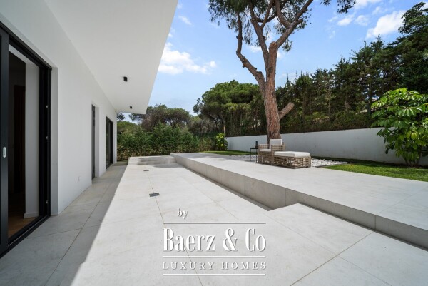 photo 8 Villa - Marbella East - Ref: 8693