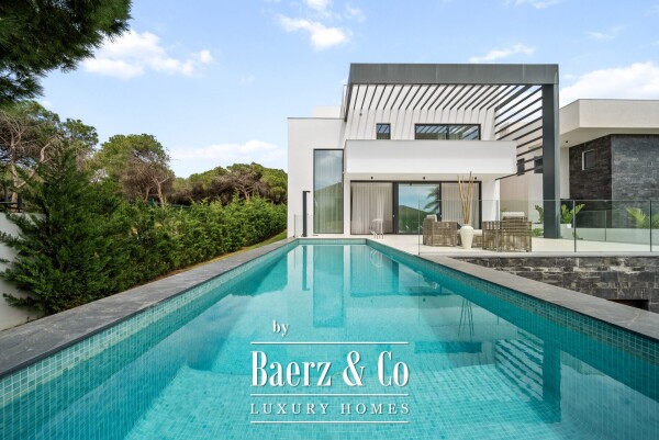 photo 9 Villa - Marbella East - Ref: 8693