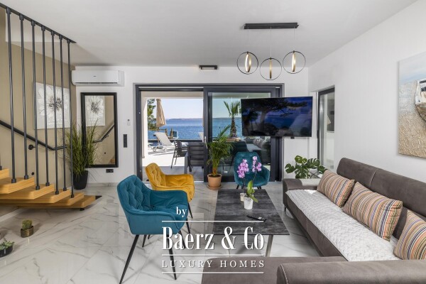 photo 7 Barić Draga, Exclusive Seafront Villa with Pier and Boat Slipway