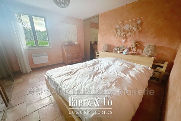 photo 5 country house, in a quiet area with 4 bedrooms, swimming poo