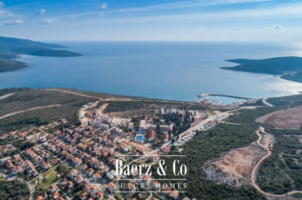 photo 6 Spacious Apartment near the Sea in a Luxury Project