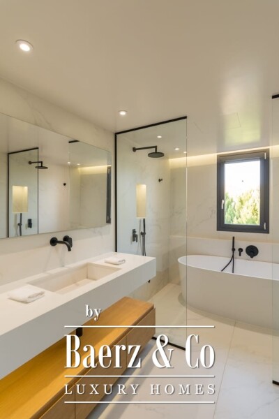 photo 11 Seafront Elegance in Porto Heli - Petrothalassa