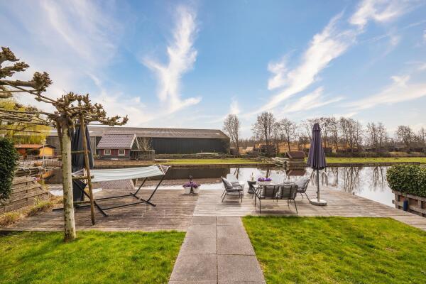 photo 40 Waterrijk 8