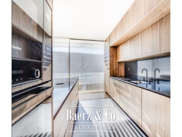 photo 8 3 Bedrooms en-suite apartment in Lisbon, near the River Tejo