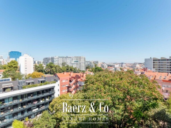 photo 29 T3 with view and garage in Amoreiras!