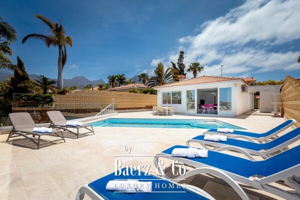 photo 43 Refurbished villa with a separate annexe on Tenerife