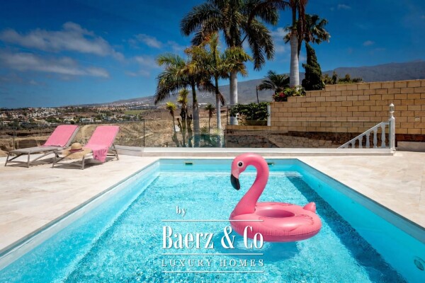 photo 48 Refurbished villa with a separate annexe on Tenerife