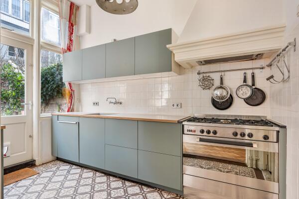 photo 10 Nicolaas Maesstraat 93 H