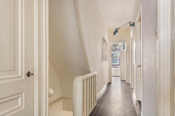 photo 19 Nicolaas Maesstraat 93 H
