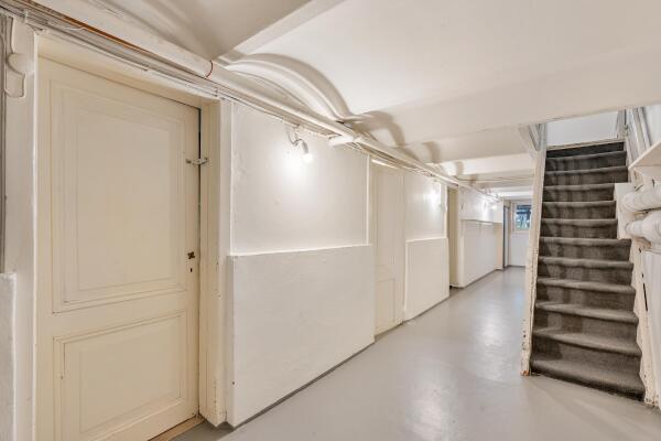 photo 30 Nicolaas Maesstraat 93 H