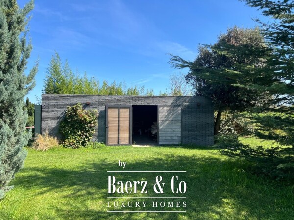 photo 13 Exclusive House with Garden and Swimming Pool in Torrent